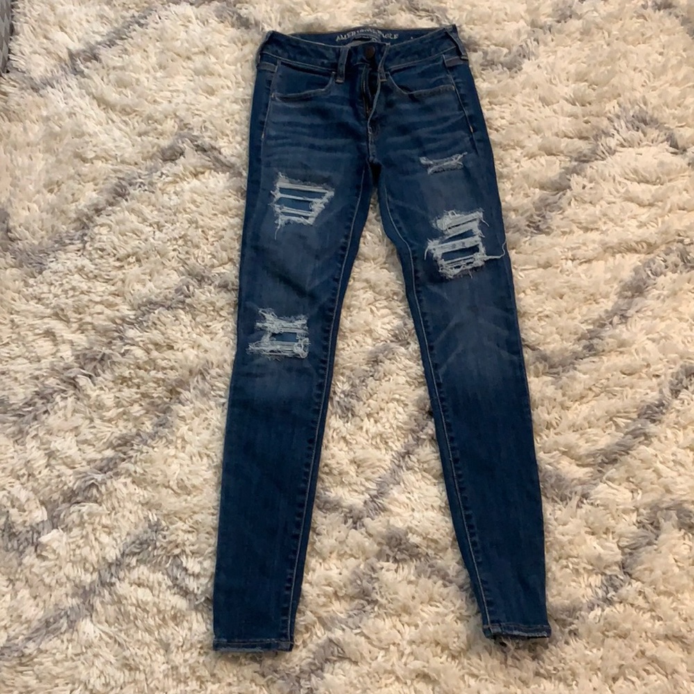 Size 6 American Eagle Skinny Jeans